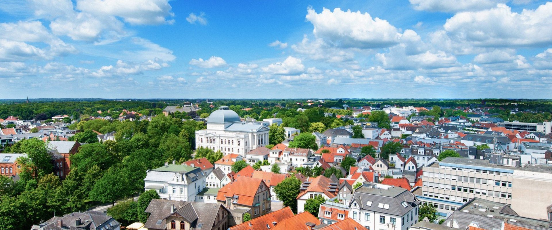 Blick von oben auf Oldenburg Richtung Staatstheater. Foto: Stadt Oldenburg