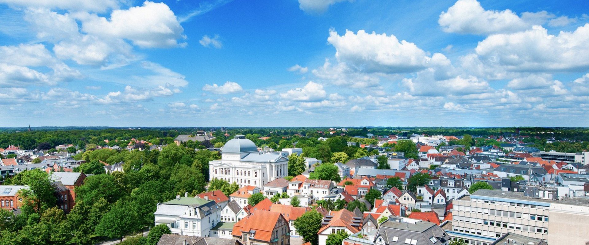 Blick von oben auf Oldenburg Richtung Staatstheater. Foto: Stadt Oldenburg