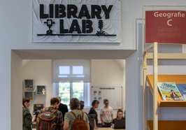 Das „Library Lab“ bietet den Kundinnen und Kunden der Stadtbibliothek Oldenburg noch mehr Raum zum kreativen Arbeiten, Ausprobieren und Lernen. Foto: Sascha Stüber