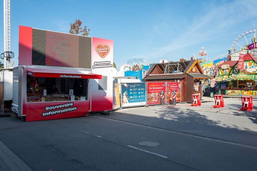Die Info-Hütte auf dem Kramermarkt 2026. Foto: Sascha Stüber