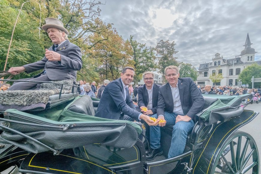 Die Oldenburg Kutsche beim Kramermarktsumzug 2025. Foto: Sascha Stüber