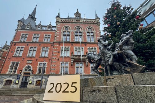 Was ist im Jahr 2025 im Alten Rathaus und anderswo in der Stadt passiert? Der Rückblick der Stadtverwaltung gibt einen Überblick. Foto: Sascha Stüber Foto: Sascha Stüber