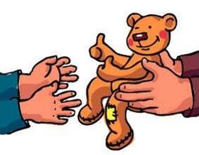 Zeichnung eines Teddybärs, der in neue Hände gegeben wird. Foto: Verschenkmarkt