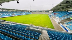 Alles in Himmelblau: Das Stadion an der Gellertstraße in Chemnitz war ebenfalls ein Ziel der Erkundungstour. Foto: Stadt Oldenburg