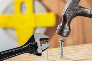 Werkzeug, Schraube und Nagel. Foto: Pixabay