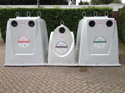Drei Altglascontainer. Foto: Stadt Oldenburg