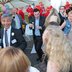 Vorschau: Ausgelassener Tanz bei der Abschlussveranstaltung. Foto: Hergen Griesbach/CeWe Color