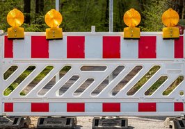 Straßensperrung. Foto: Tom/Pixabay