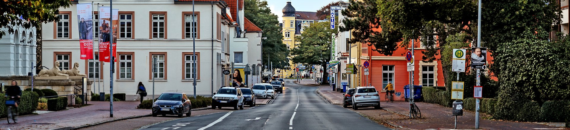 Verkehr im Bereich der Innenstadt. Foto: Mittwollen und Gradetchliev
