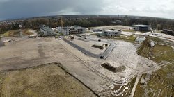 Aus der Luft ist das Wohnprojekt Modelflieger (mittig) gut zu erkennen. Foto: Torsten von Reeken Aus der Luft ist das Wohnprojekt Modelflieger (mittig) gut zu erkennen. Foto: Torsten von Reeken