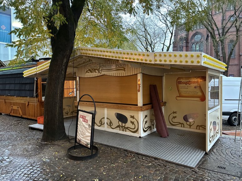 Stadt Oldenburg Van der Veens Schlemmereien auf dem Lamberti-Markt am 19. November 2025. Foto: Stadt Oldenburg