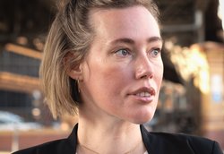 Laura Gehlhaar, Autorin, Beraterin, studierte Sozialpädagogin sowie zertifizierte Mediatorin und Coachin. Foto: Marco Ruhlig