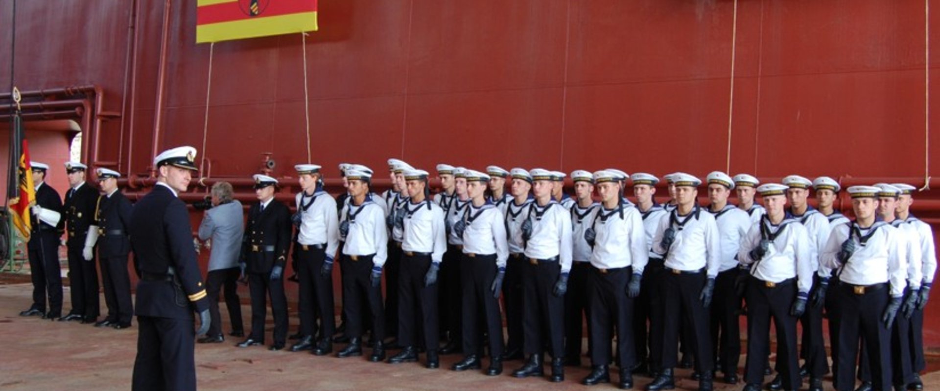 Marine Musikkorps und Matrosen. Foto: Stadt Oldenburg