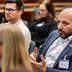 Vorschau: Teilnehmende der Veranstaltung diskutieren miteinander. Foto: Hauke-Christian Dittrich