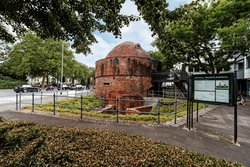 Pulverturm am Kasinoplatz. Foto: Mittwollen und Gradetchliev Pulverturm am Kasinoplatz. Foto: Mittwollen und Gradetchliev