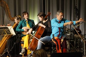 Brigitte Heitmeier, Gerke Jürgens und RatzFatz. Foto: Stadt Oldenburg Brigitte Heitmeier, Gerke Jürgens und RatzFatz. Foto: Stadt Oldenburg