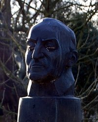Der Kopf des Carl-von-Ossietzky-Denkmals. Foto: Stadt Oldenburg