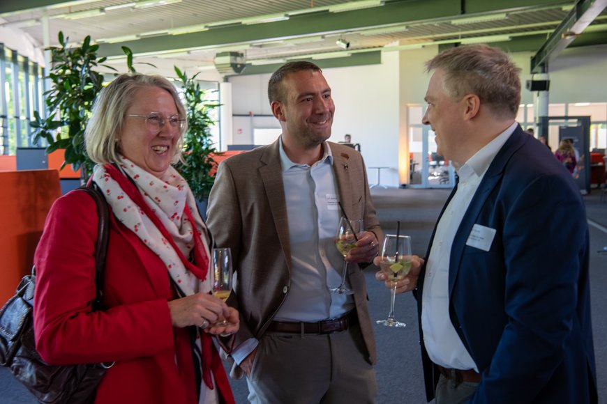Impressionen des 39. Kontaktpunkt Wirtschaft der Wirtschaftsförderung Stadt Oldenburg in den Räumlichkeiten von Glasfaser NordWest. Fotos: Michael Stephan