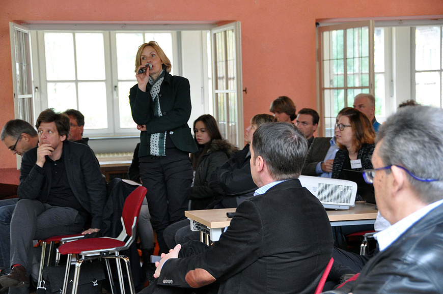 Frau Stadtbaurätin Nießen spricht zu den Teilnehmenden. Foto: Machleidt GmbH