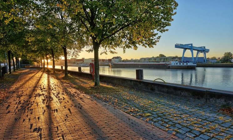 Herbst Oldenburger Hafen. Foto: Hans-Jürgen Zietz