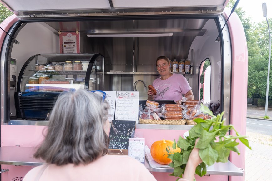 Susis Farm auf dem Wochenmarkt in Eversten. Foto: Sascha Stüber