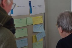 Welche Lösungen oder Ideen gibt es für Persona Klaus? Antworten auf diese und weitere Fragen erarbeiteten und diskutierten die Teilnehmenden des Workshops. Foto: Uni Oldenburg