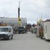 Vorschau: Kranarbeiten beim Aufbau auf dem Kramermarkt am 22. September 2025. Foto: Sascha Stüber