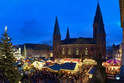Blick aus dem Rathaus über den Lamberti-Markt 2019. Foto: Sascha Stüber