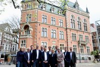 Trafen sich Mitte Mai zur Oberbürgermeisterkonferenz des Niedersächsischen Städtetags (NST): die Oberbürgermeisterinnen und Oberbürgermeister von 12 niedersächsischen Städten. Foto: Sascha Stüber Foto: Sascha Stüber