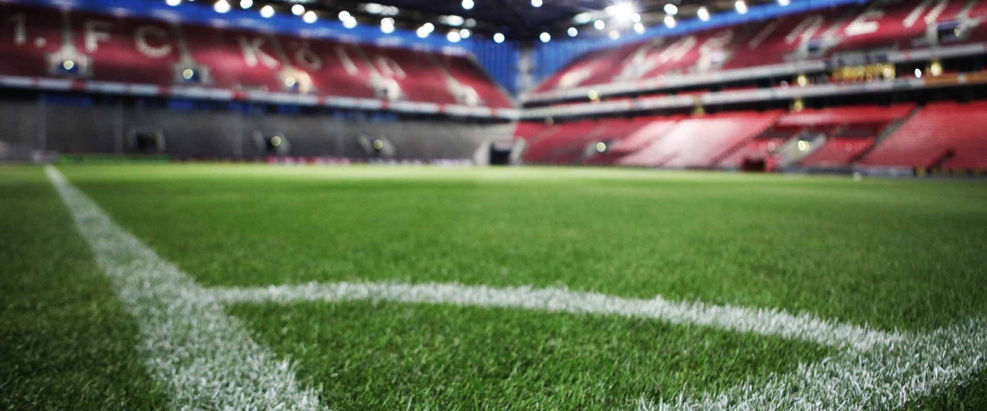 Ecke in einem Fußballstadion. Foto: bilderstoeckchen/AdobeStock