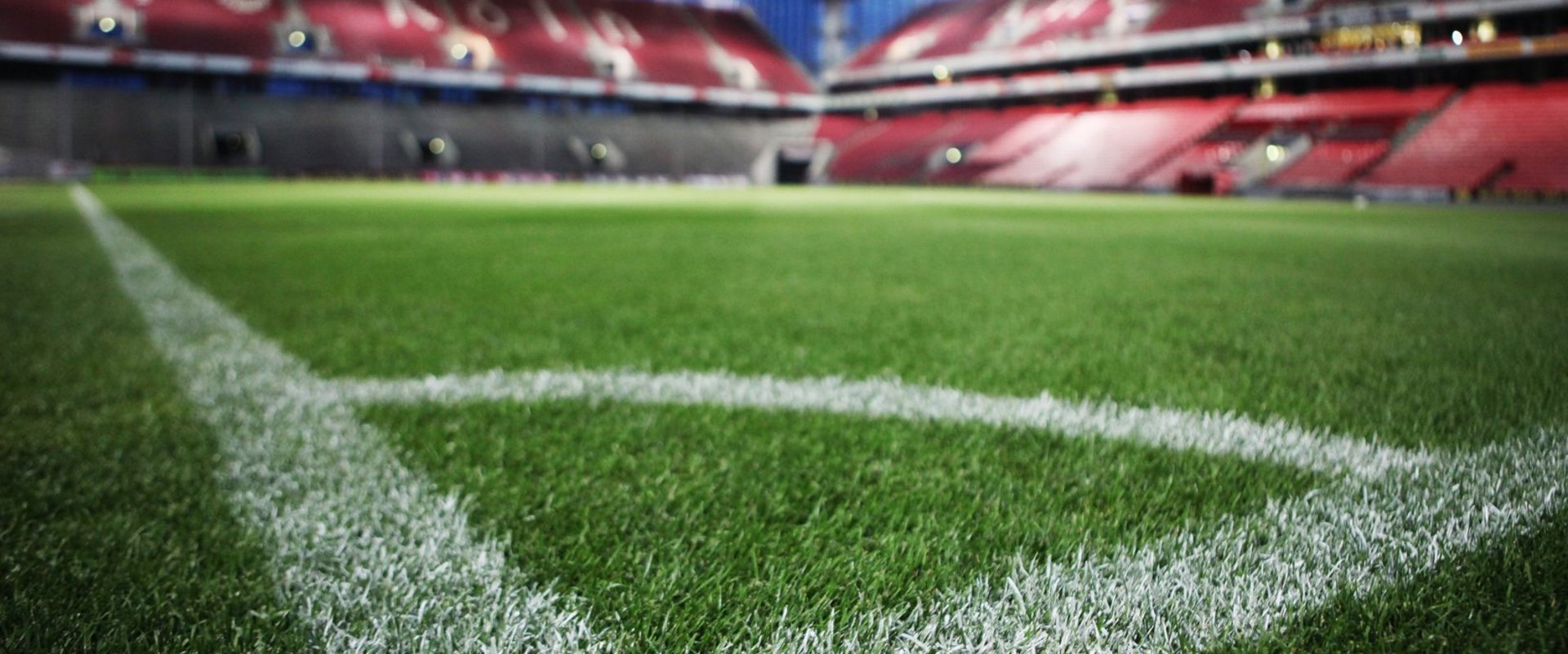 Ecke in einem Fußballstadion. Foto: bilderstoeckchen/AdobeStock