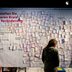 Vorschau: Ein kleines Mädchen bewundert die Leinwand mit dem „Kreis der Veränderung“. Foto: Hauke-Christian Dittrich
