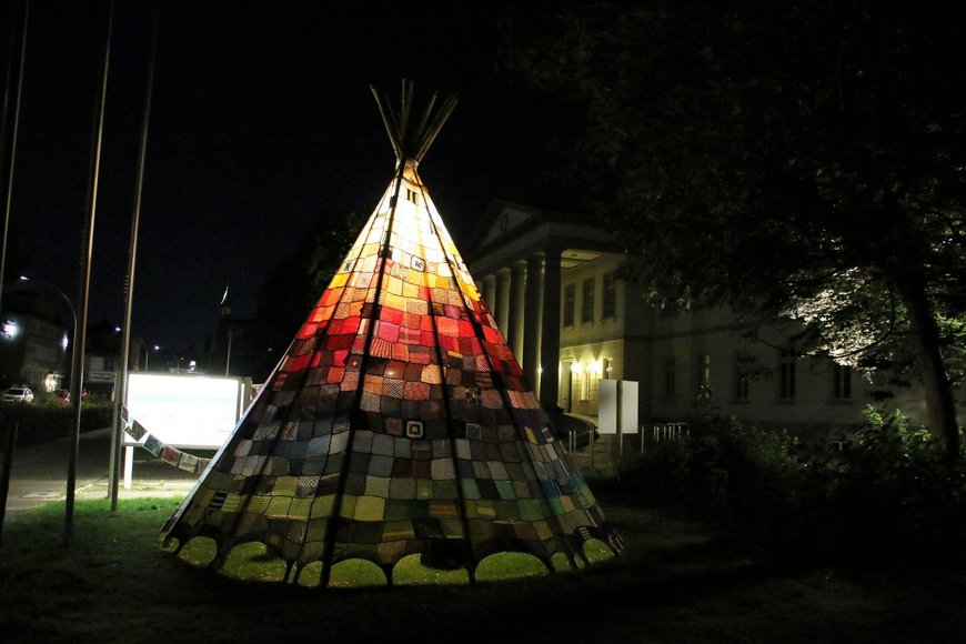 Nachtansicht des „Tipis“ am Kulturzentrum PFL. Foto: Werner Ufferhardt.