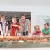 Vorschau: Kinder betrachten ein Stadtmodell. Foto: Markus Hibbeler