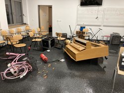 Einbruch in das Schulgebäude der IGS Flötenteich. Foto: Stadt Oldenburg Einbruch in das Schulgebäude der IGS Flötenteich. Foto: Stadt Oldenburg