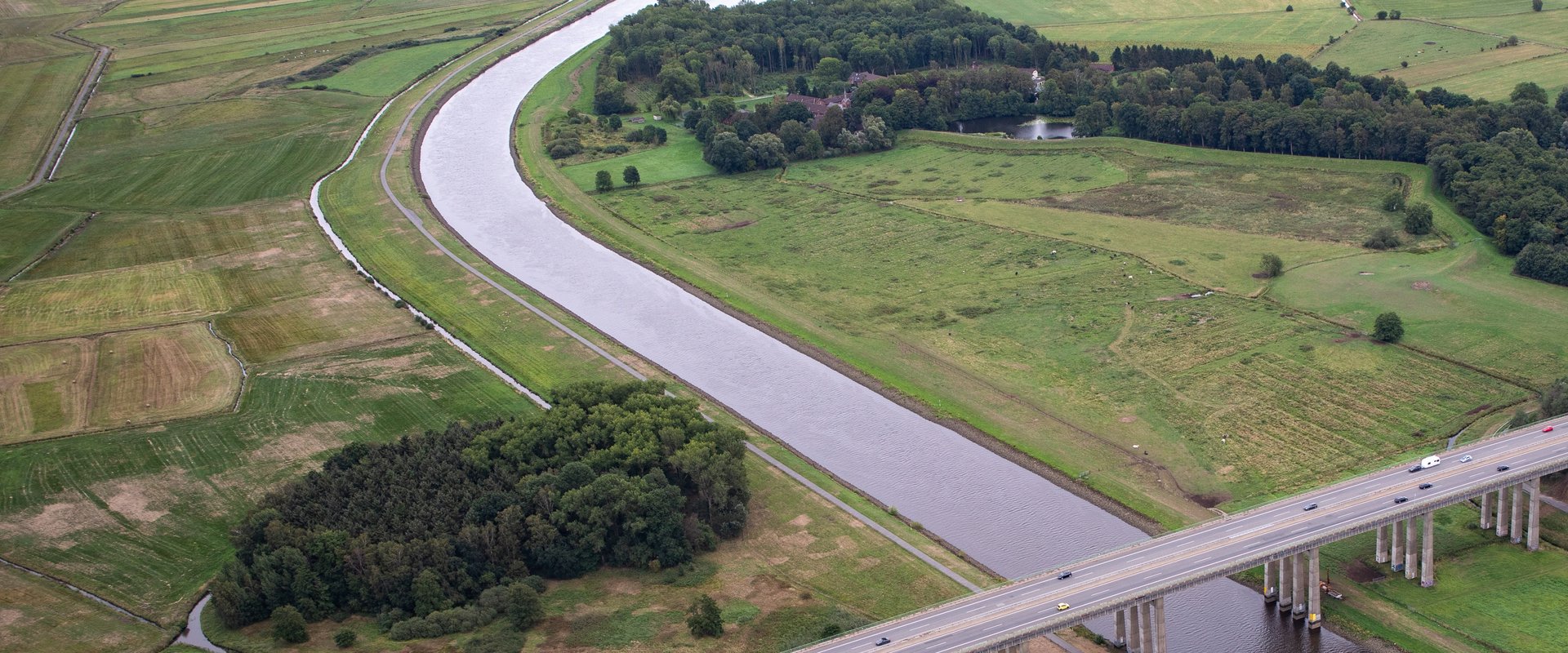 Blick auf die Hunte und die alte Huntebrücke. Foto: Autobahn GmbH des Bundes