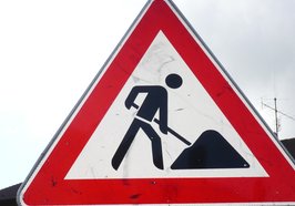 Baustellenschild. Foto: SipemannH/Pixelio