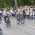 Vorschau: BMX-Fahrende beim Kramermarktsumzug. Foto: Sascha Stüber