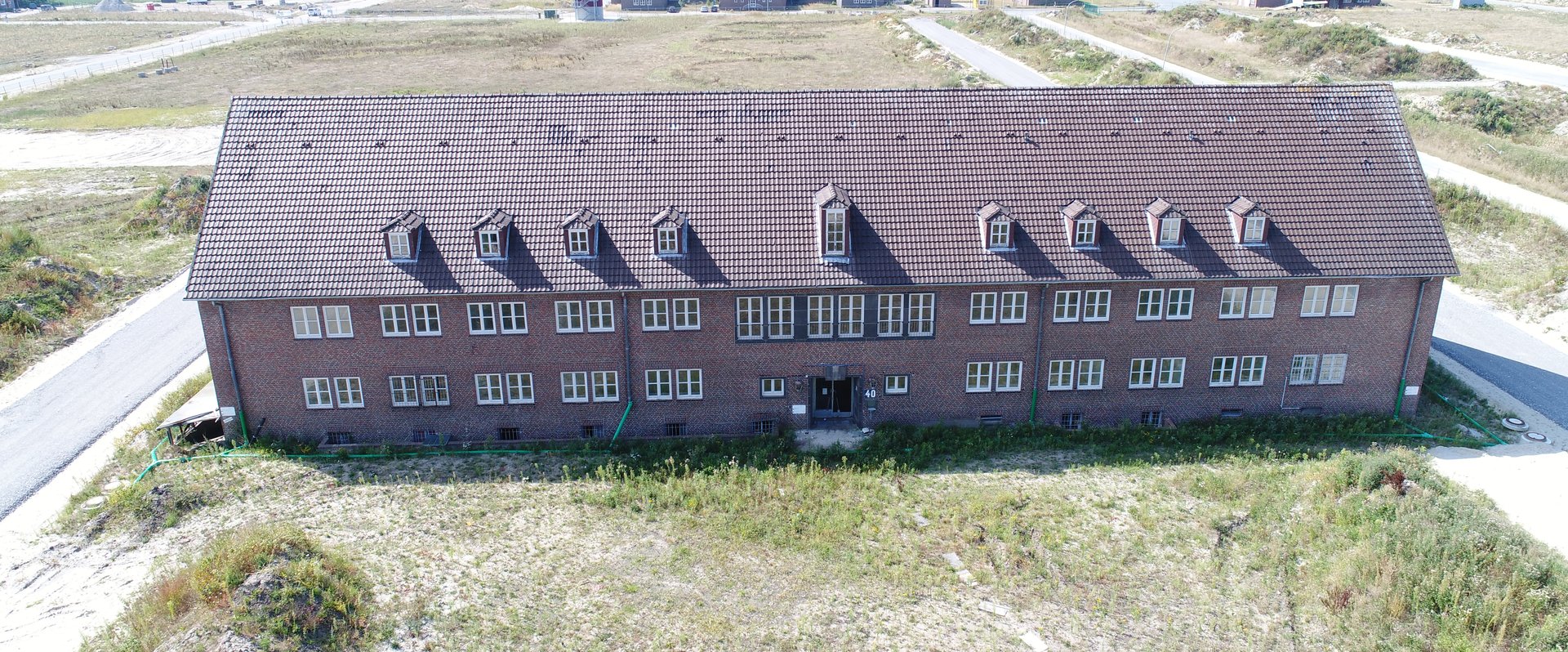 Das Bild zeigt das alte Stabsgebäude im Bereich des N-777-E. Foto: Stadt Oldenburg