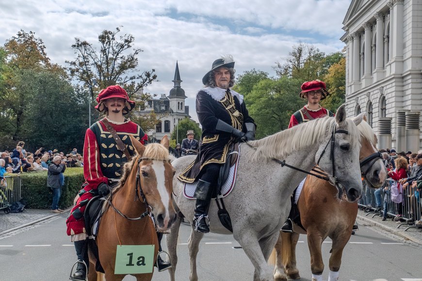 Graf Anton Günther und Knappen beim Kramermarktsumzug 2025. Foto: Sascha Stüber