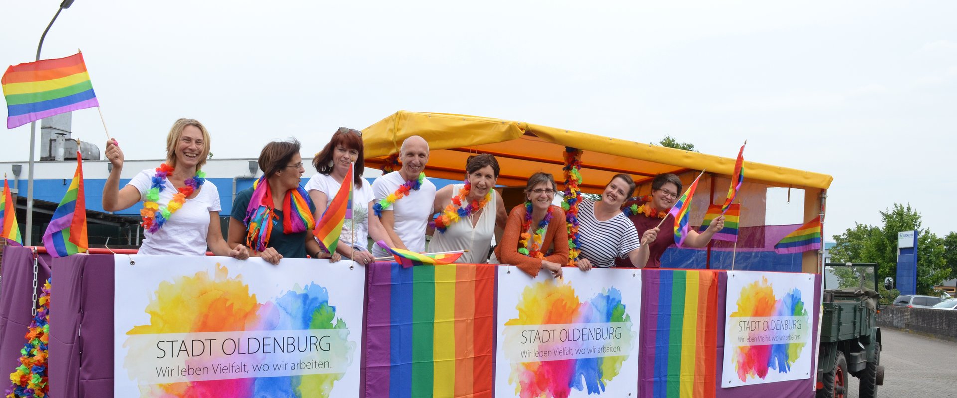 Wagen der Stadt Oldenburg beim CSD. Foto: Stadt Oldenburg