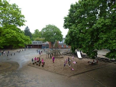 Spielplatz vor der Sanierung. Foto: Stadt Oldenburg Spielplatz vor der Sanierung. Foto: Stadt Oldenburg