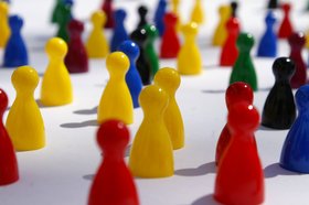 Mensch-ärgere-dich-nicht-Spielfiguren. Stephanie Hofschläger, pixelio.de