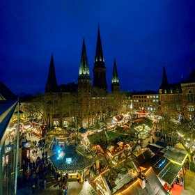 Blick über den Rathausmarkt beim Lamberti-Markt 2024. Foto: Sascha Stüber