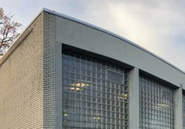 Die Turnhalle der Grundschule Drielake. Foto: Stadt Oldenburg