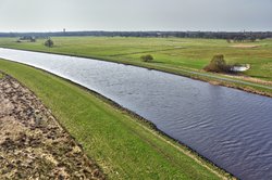 Das Naturschutzgebiet Bornhorster Huntewiesen im Frühling. Foto: Hans-Jürgen Zietz