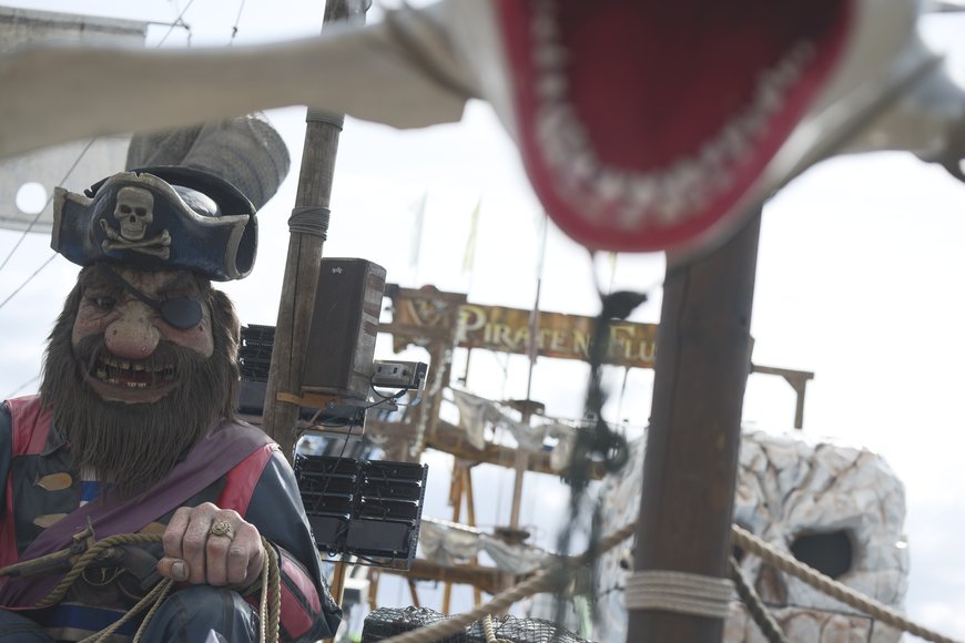 Der Piratenfluss beim Aufbau auf dem Kramermarkt am 22. September 2025. Foto: Sascha Stüber