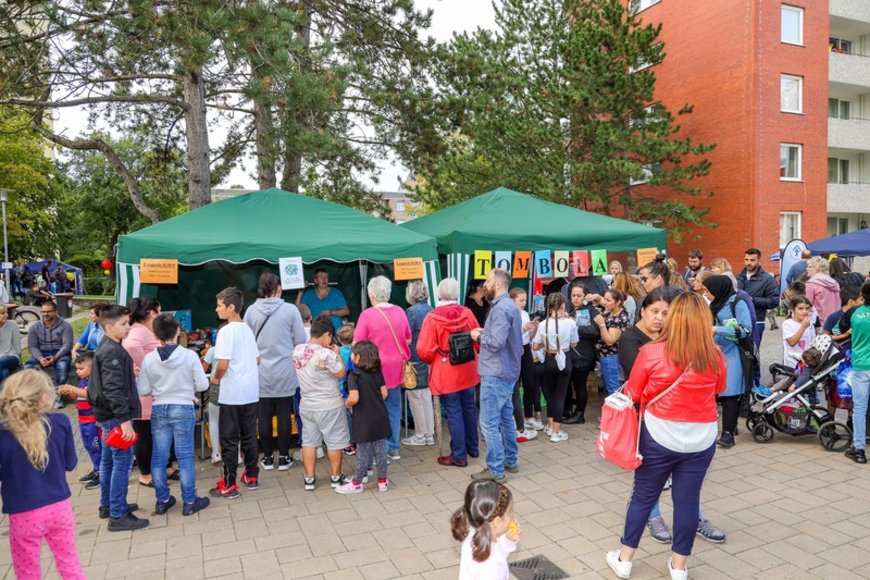 Die Tombola des BewohnerInnenvereins. Foto: Jörg Hemmen  