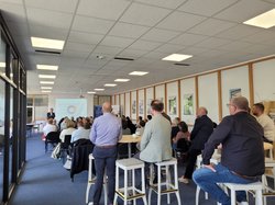 Teilnehmende der Infoveranstaltung. Foto: Oldenburger Energiecluster e.V. Teilnehmende der Infoveranstaltung. Foto: Oldenburger Energiecluster e.V.