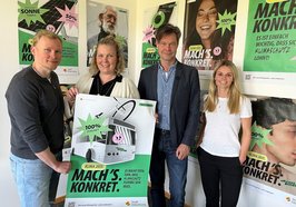 Dr. Tarek Kemper (Fachdienst Klimaschutz, von links), Lena Mäusezahl (Fachdienst Klimaschutz), Dr. Norbert Korallus (Leiter des Amts für Klimaschutz und Mobilität) und Dr. Katharina Heidtmann (Fachdienst Klimaschutz). Foto: Stadt Oldenburg